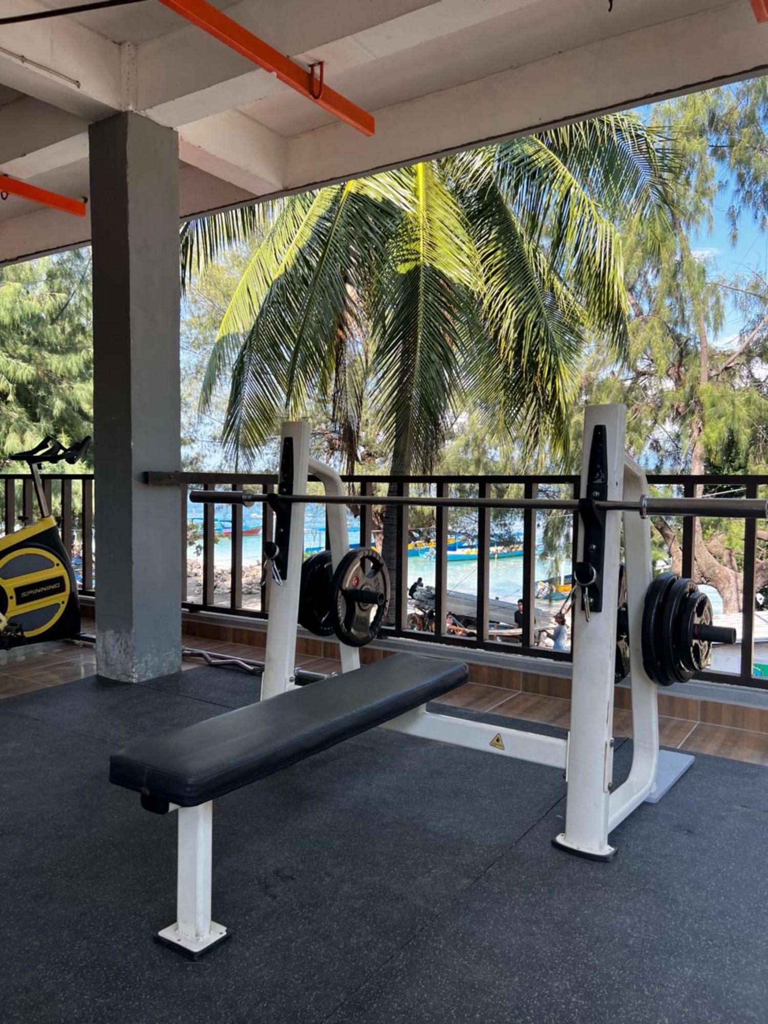 Hotel Tropica Gili Total Body Fit Gili Trawangan Exterior foto
